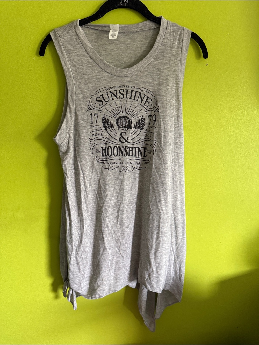 NWOT Unknown Brand (Boutique) Gray Sunshine & Moonshine Tank Top Size XXL